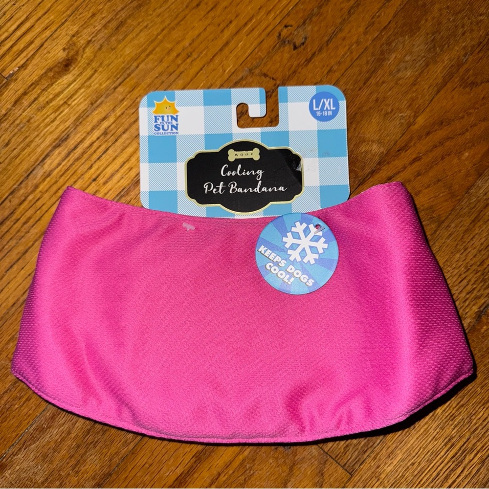 Rose/Pink Pet Cooling Bandana NWT